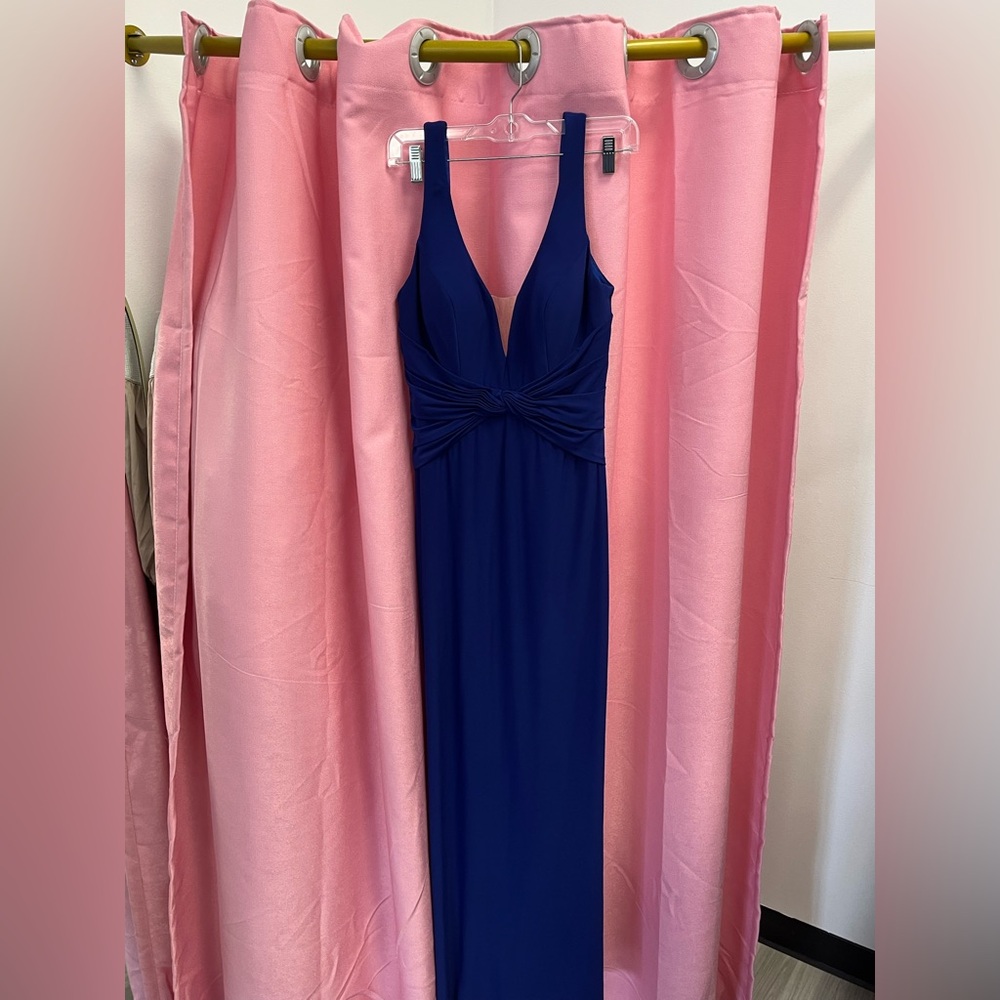Elegant Blue Evening Gown
